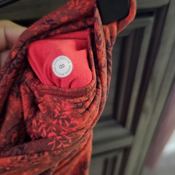 Lululemon Lunar New Year legging - Picture 7 of 11